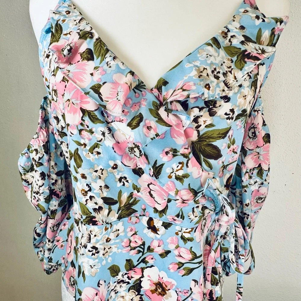 Floral Blue and Pink Women's Top - Picture 2 of 8